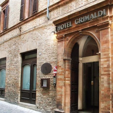 Hotel Grimaldi Treia Exteriör bild