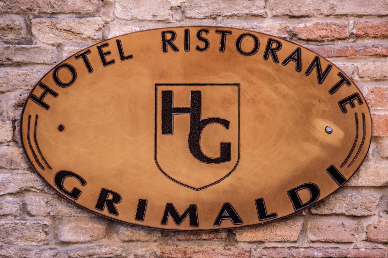 Hotel Grimaldi Treia Exteriör bild